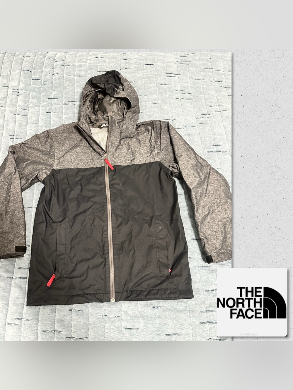 The North Face Boys Hooded Rain Jacket
